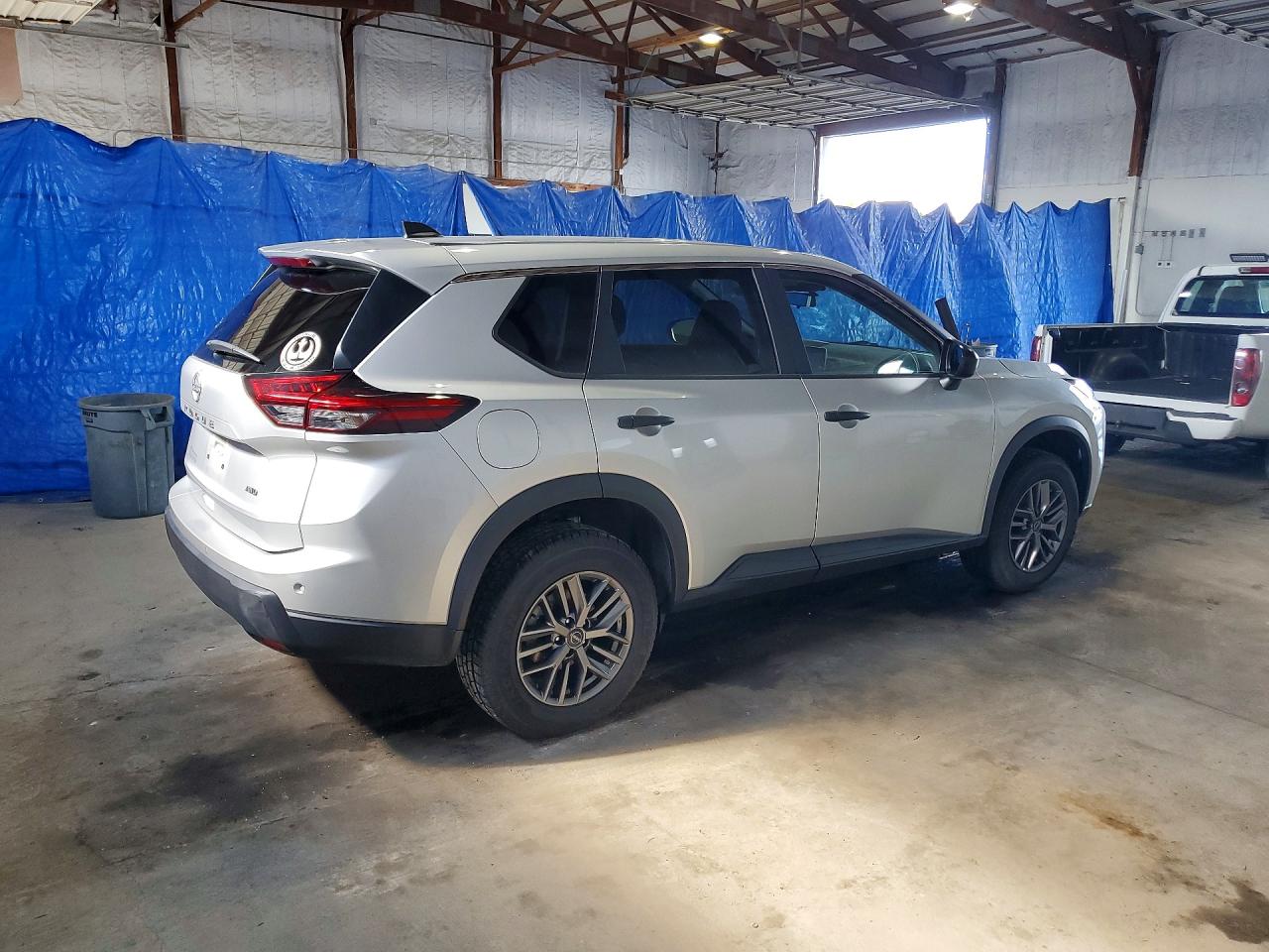5N1BT3AB4RC701505 · 2024 NISSAN ROGUE · 3/13