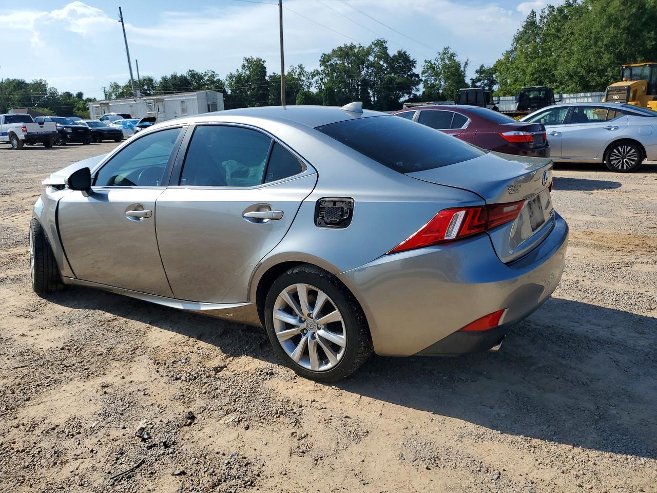 JTHBF1D20F5048522 · 2015 LEXUS IS · 2/12