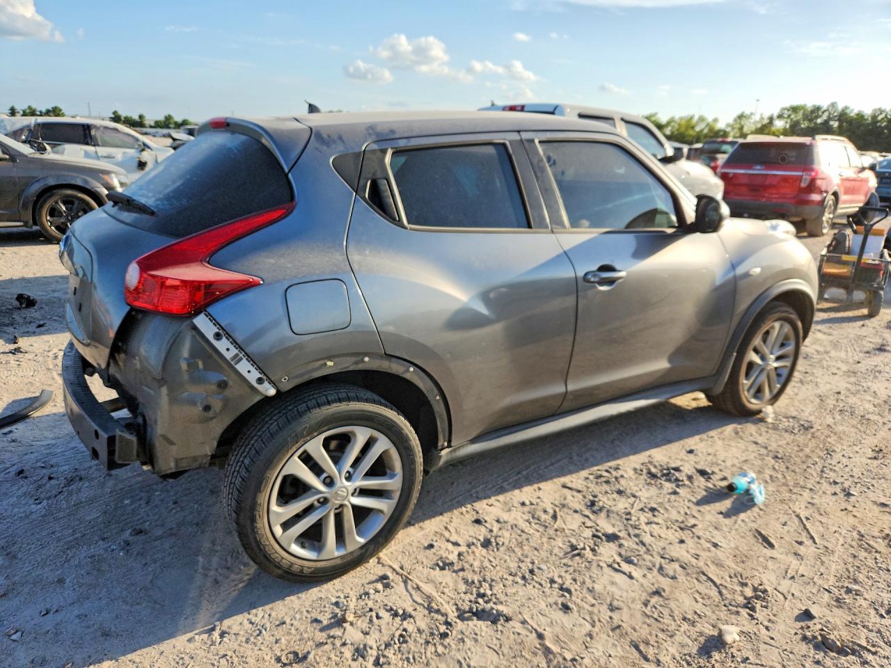 JN8AF5MR5CT115158 · 2012 NISSAN JUKE · 3/13