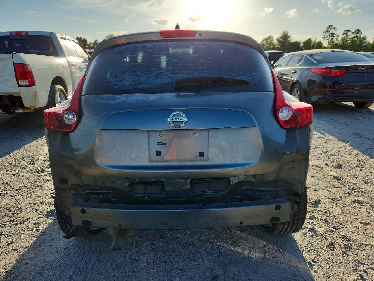 JN8AF5MR5CT115158 · 2012 NISSAN JUKE · 6/13