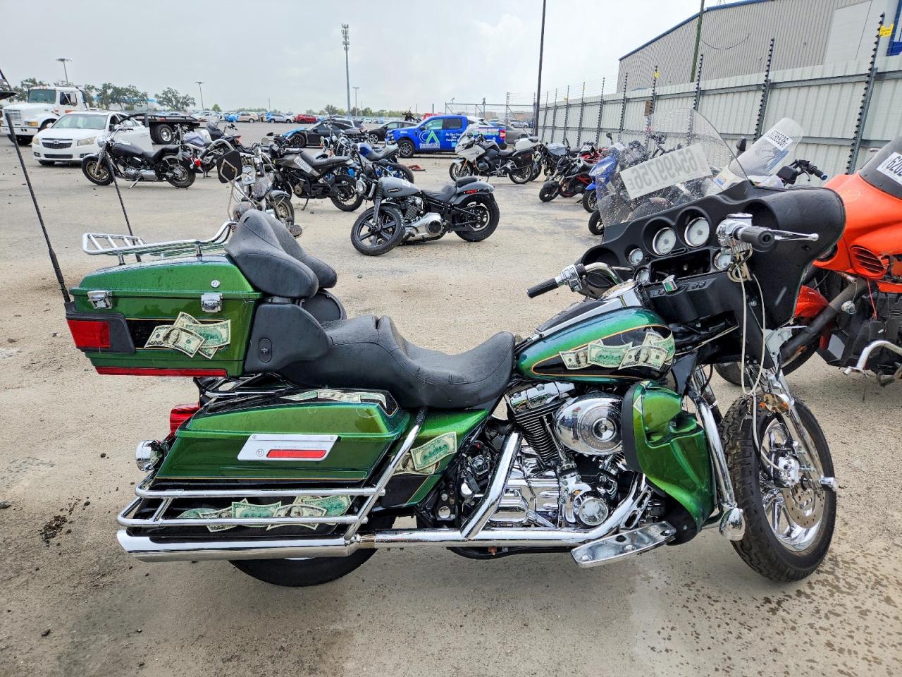2006 HARLEY-DAVIDSON FLHTCUI
