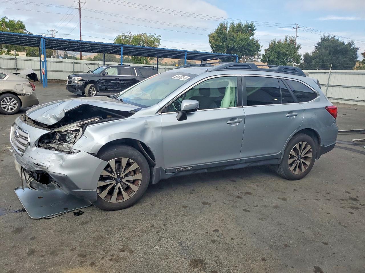 4S4BSALC6F3203816 · 2015 SUBARU OUTBACK
