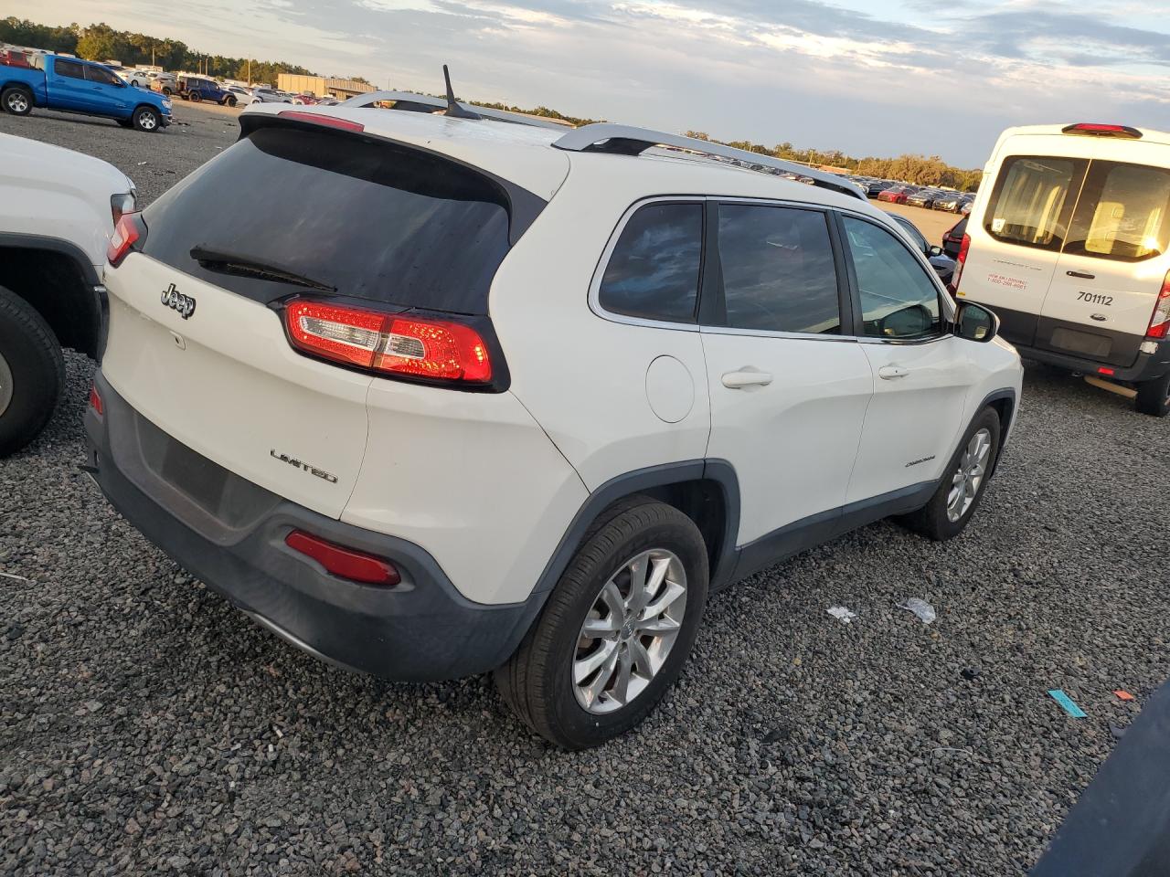 1C4PJLDB4FW670438 · 2015 JEEP CHEROKEE · 3/12