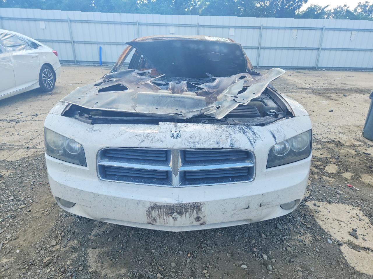 2B3CA3CV1AH165119 · 2010 DODGE CHARGER · 5/11