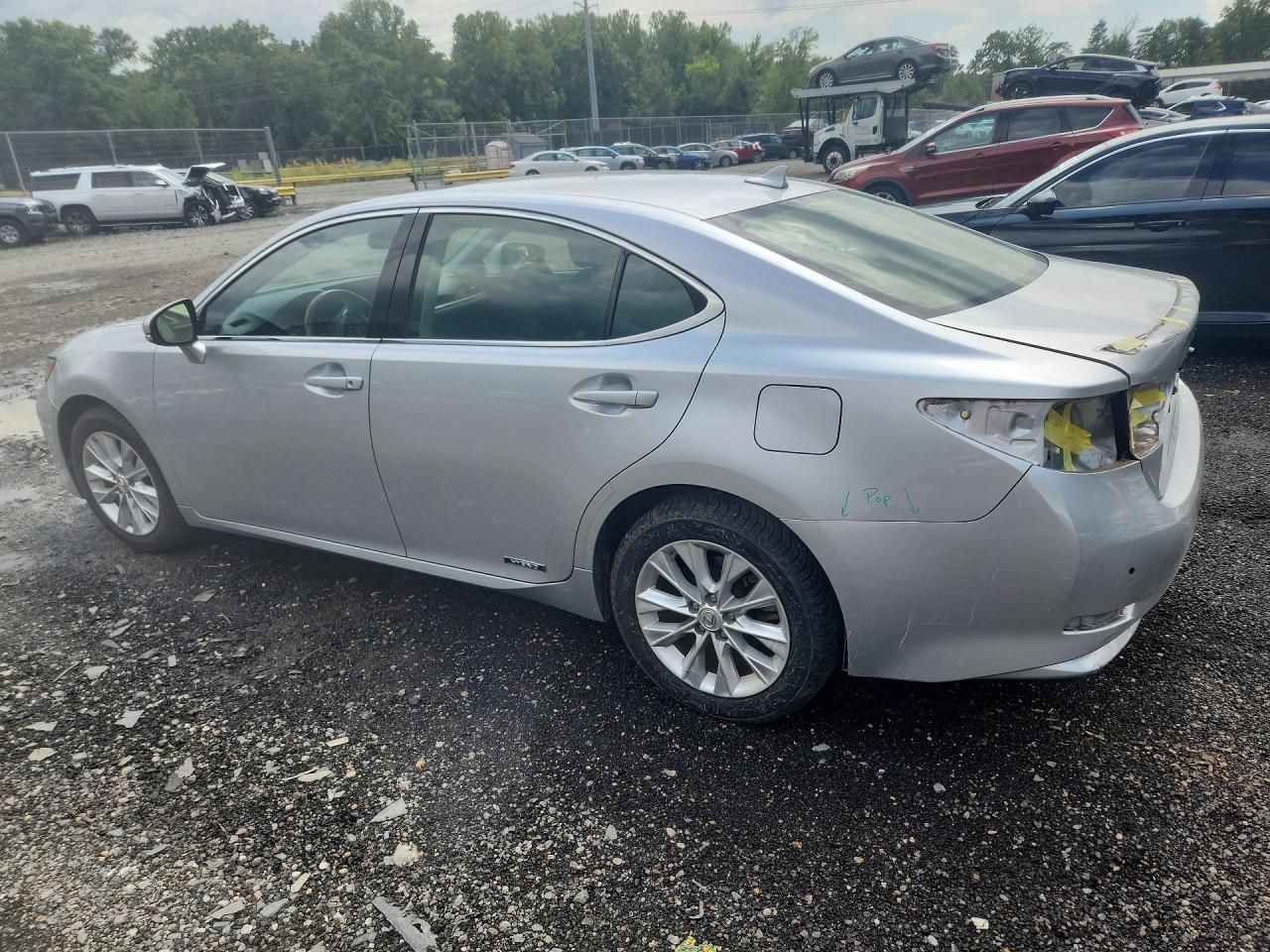 JTHBW1GG4E2040320 · 2014 LEXUS ES · 2/12