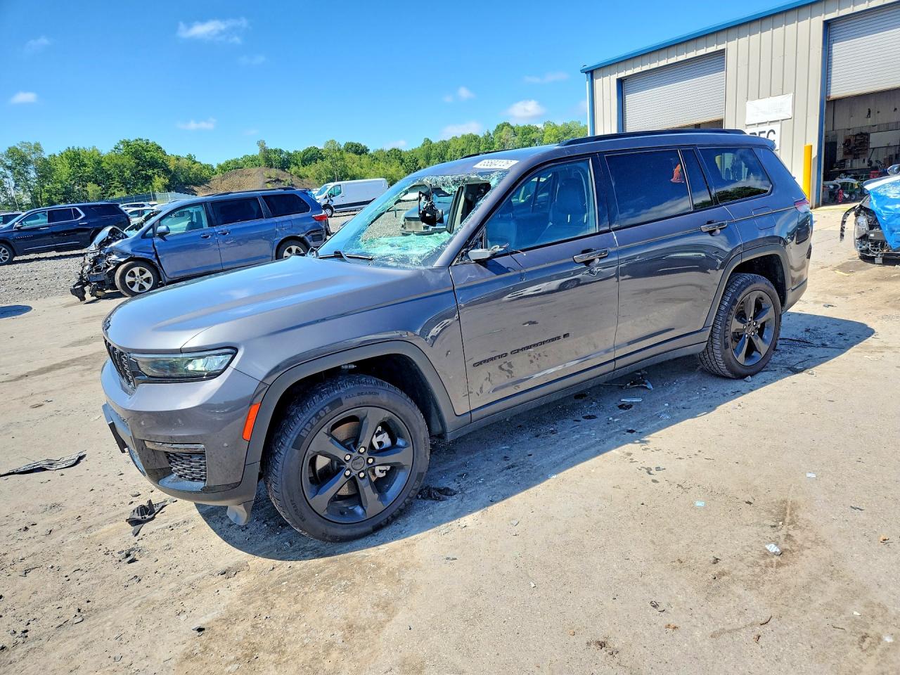 1C4RJKBGXP8710951 · 2023 JEEP GRAND CHEROKEE