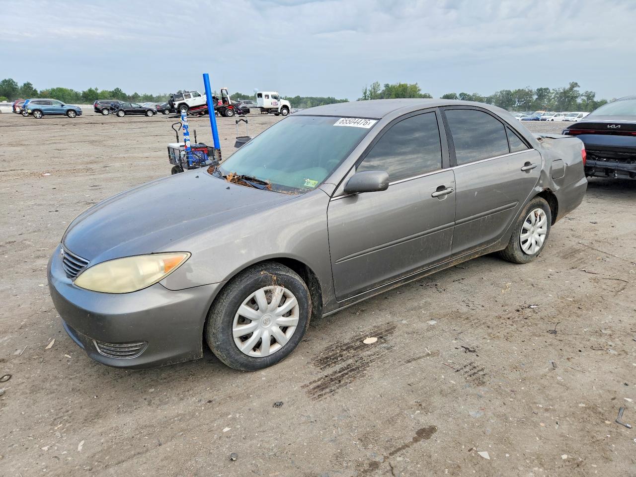4T1BE32K45U613907 · 2005 TOYOTA CAMRY