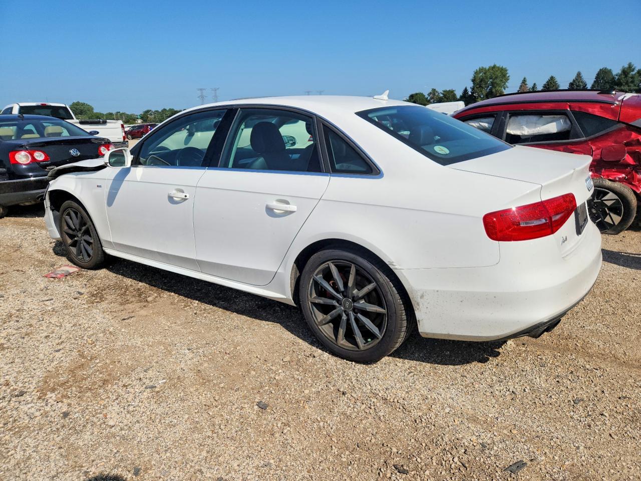 WAUFFAFLXFN039574 · 2015 AUDI A4 · 2/12