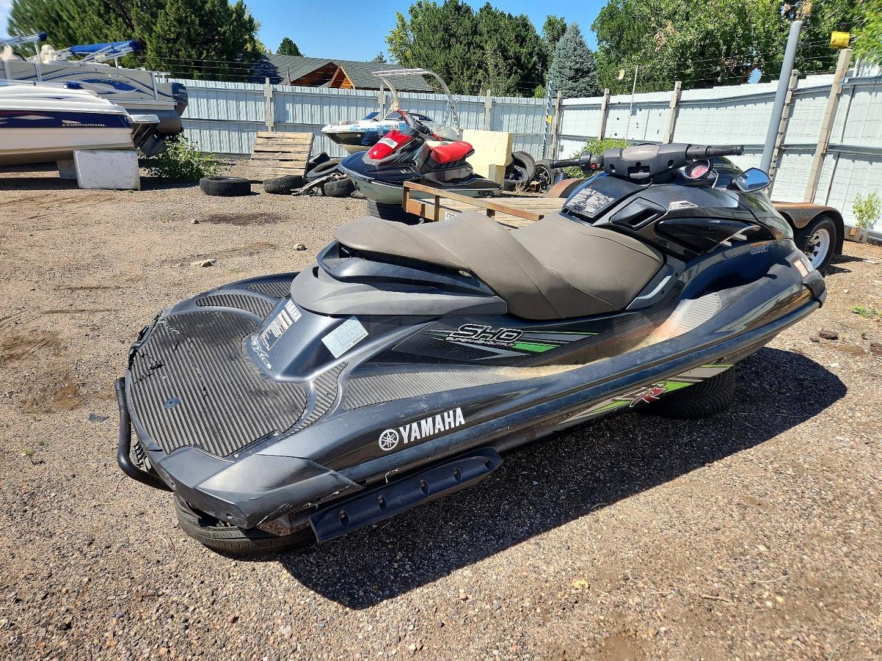 USYAMA4089E313 · 2013 YMA JET SKI · 4/10