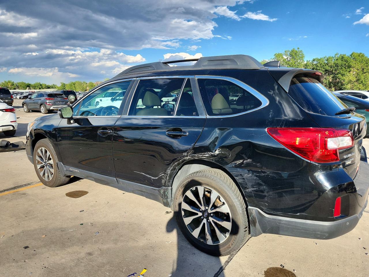 4S4BSANC7H3234587 · 2017 SUBARU OUTBACK · 2/13