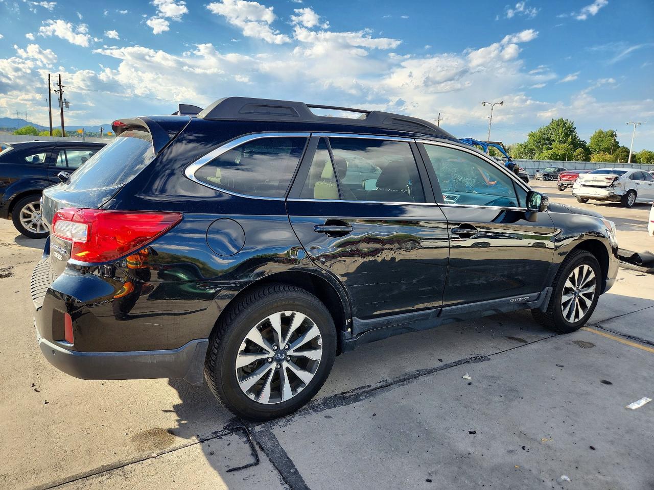 4S4BSANC7H3234587 · 2017 SUBARU OUTBACK · 3/13