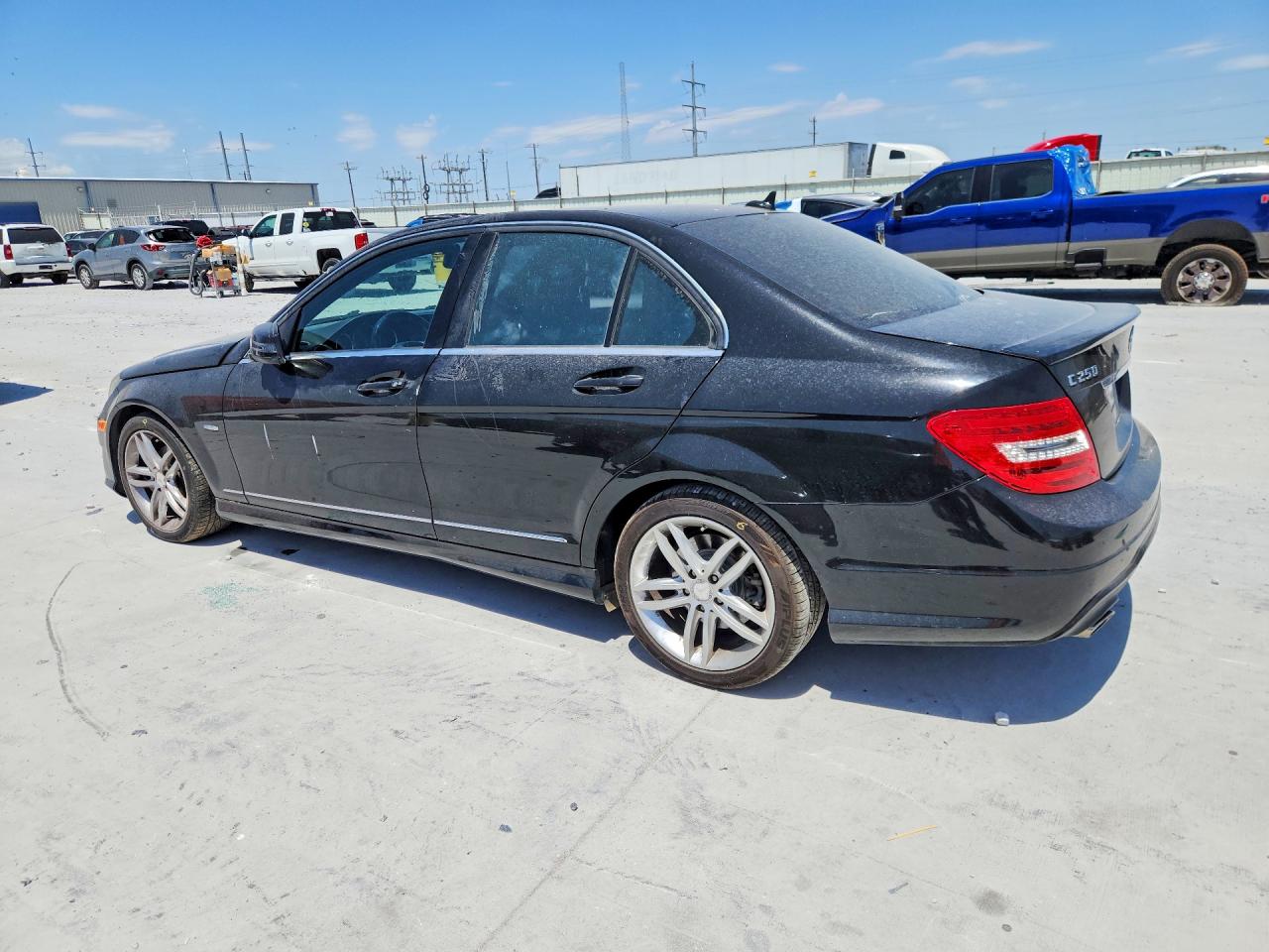 WDDGF4HB2CR238884 · 2012 MERCEDES-BENZ C · 2/13