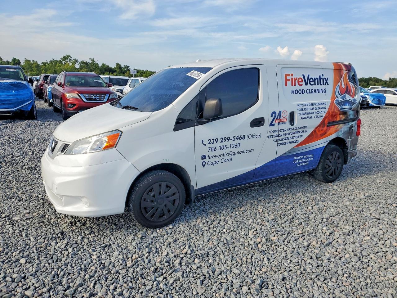 2017 NISSAN NV200