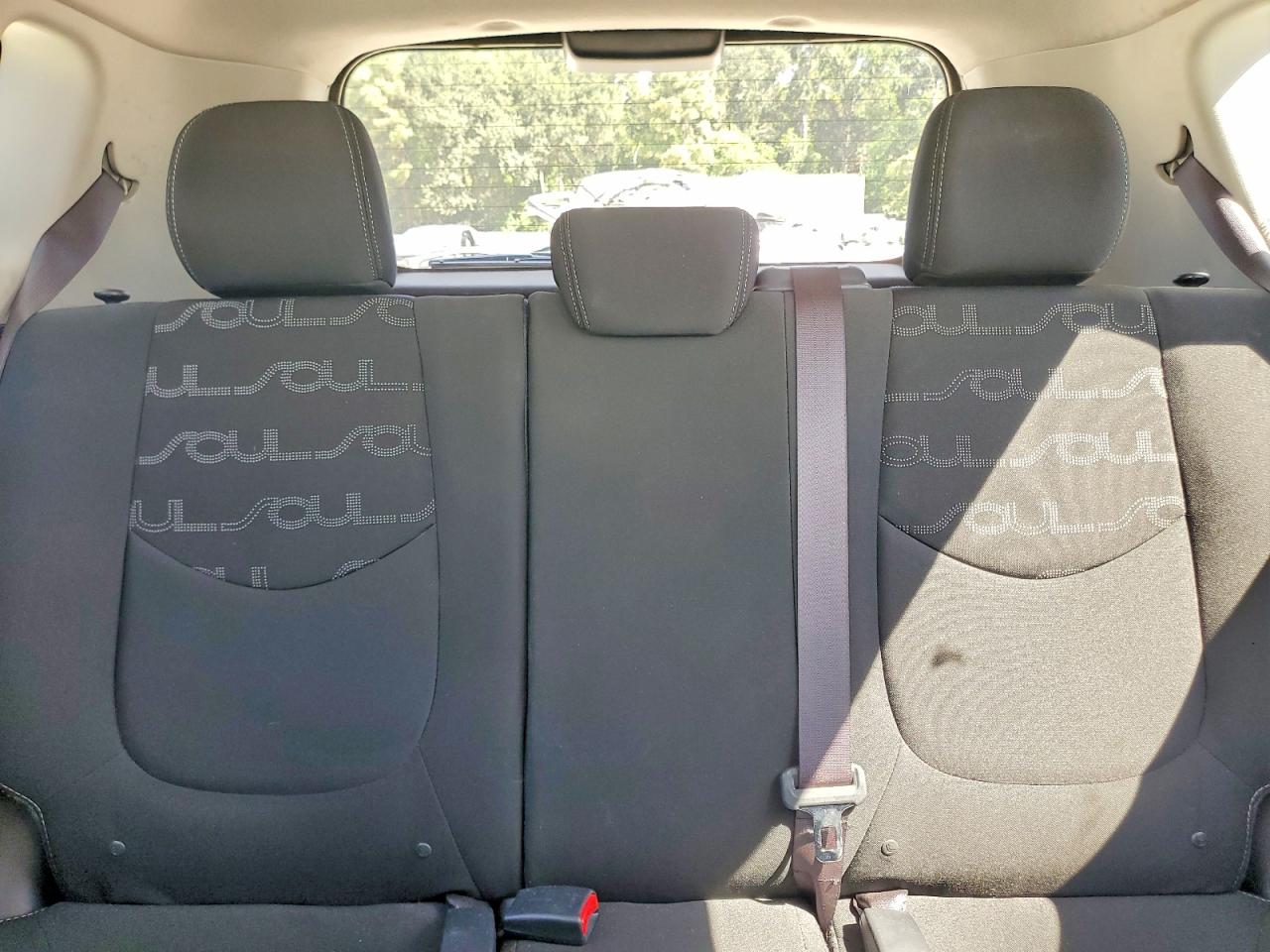 KNDJT2A61D7520859 · 2013 KIA SOUL · 10/13