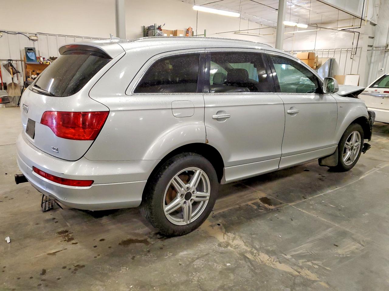 WA1AM74LX9D037000 · 2009 AUDI Q7 · 3/13