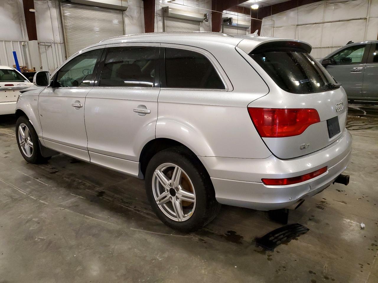 WA1AM74LX9D037000 · 2009 AUDI Q7 · 2/13