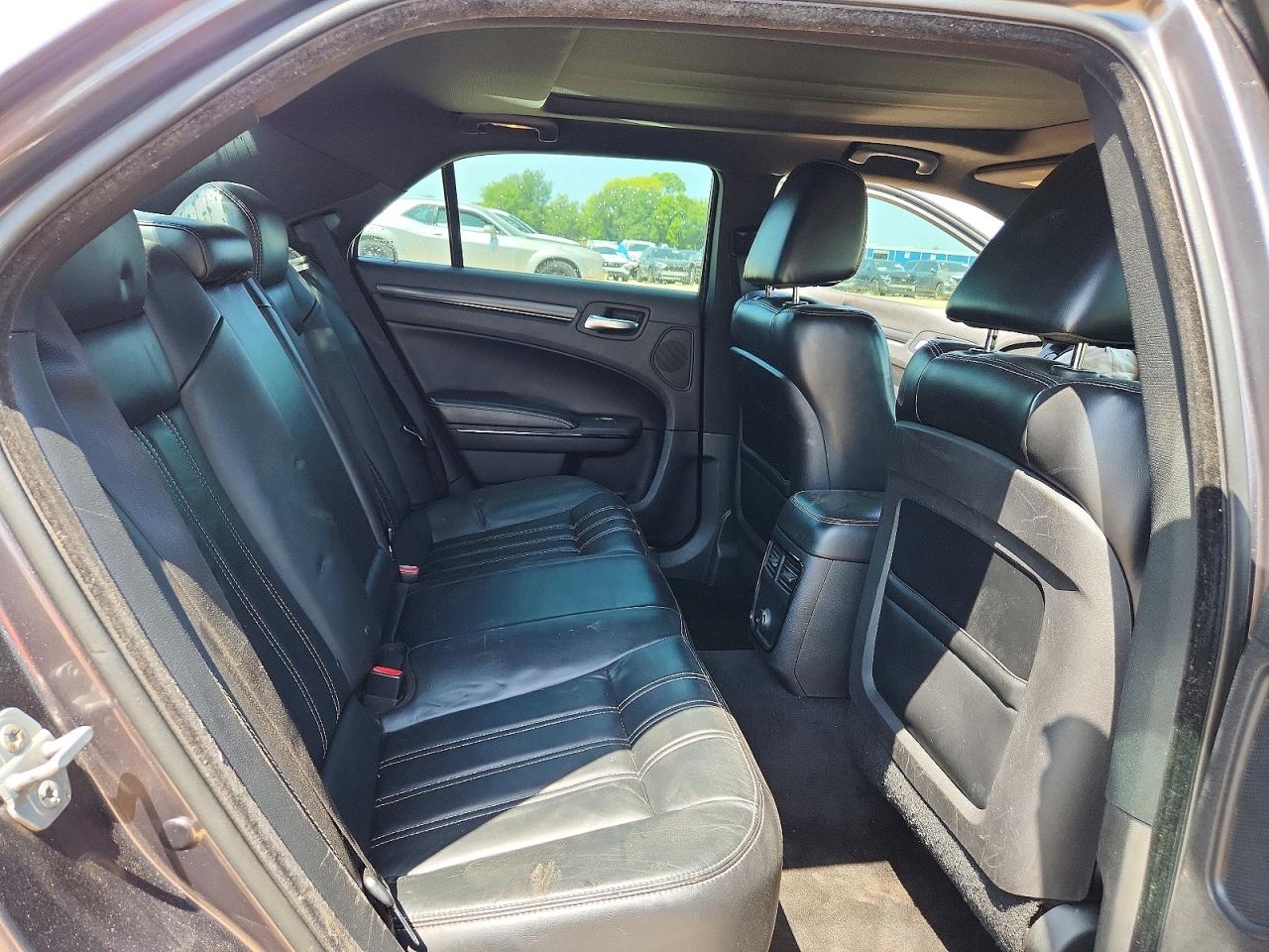 2C3CCABG9EH355535 · 2014 CHRYSLER 300 · 10/13