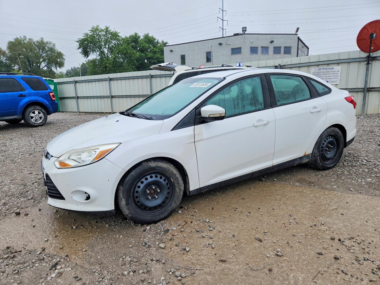 1FAHP3F27CL272210 · 2012 FORD FOCUS