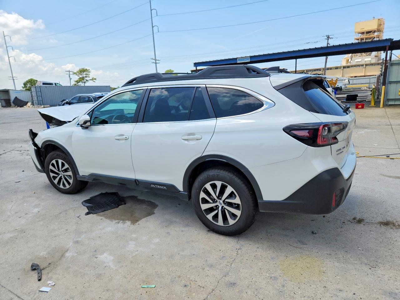 4S4BTACC4N3214325 · 2022 SUBARU OUTBACK · 2/13