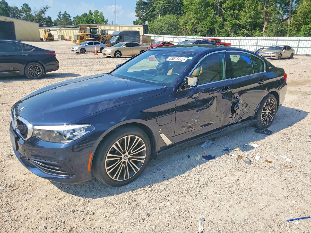 WBAJB1C54KB376779 · 2019 BMW 530XE