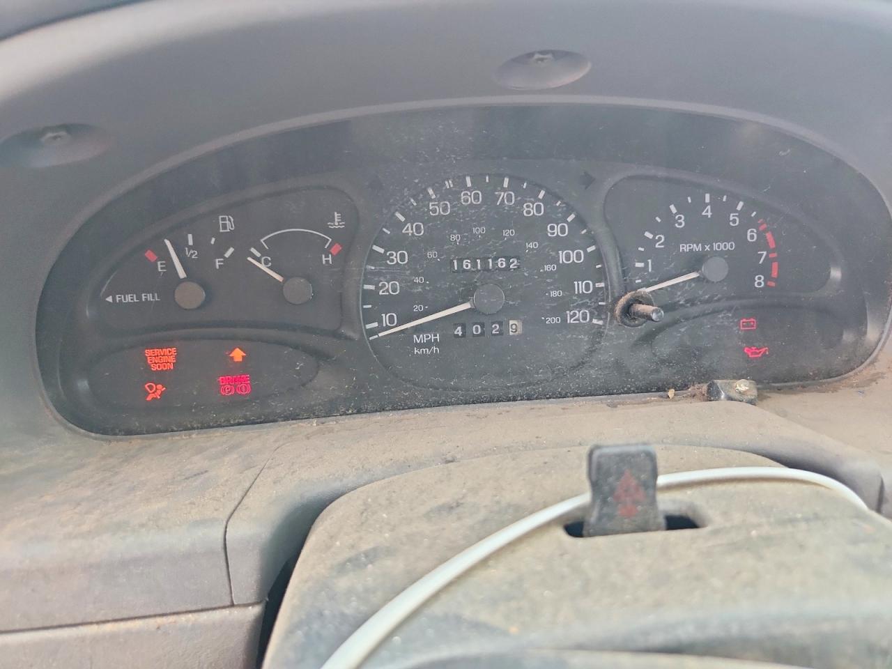 1FAFP13P4WW285396 · 1998 FORD ESCORT · 9/12