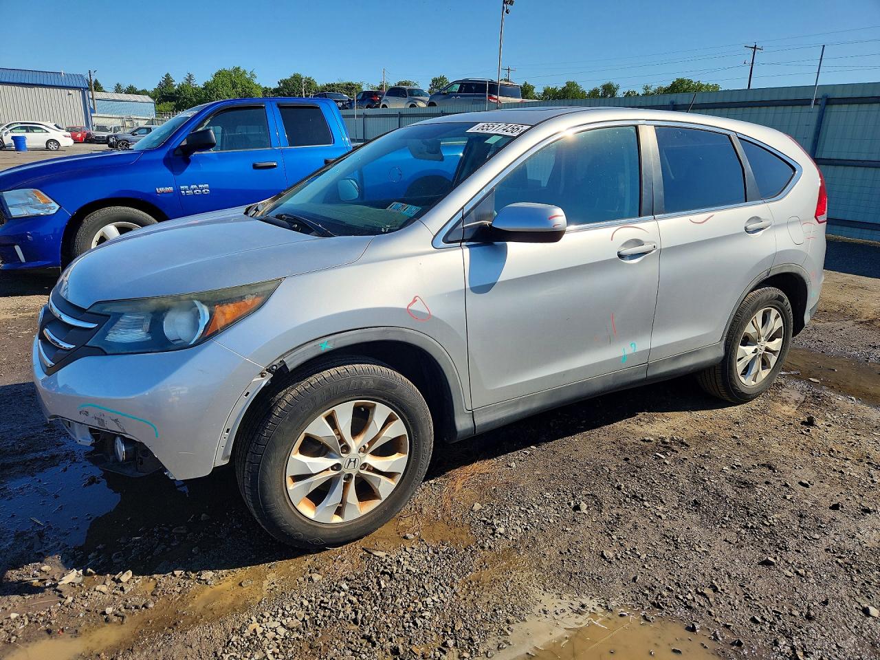 5J6RM4H52EL052345 · 2014 HONDA CR-V