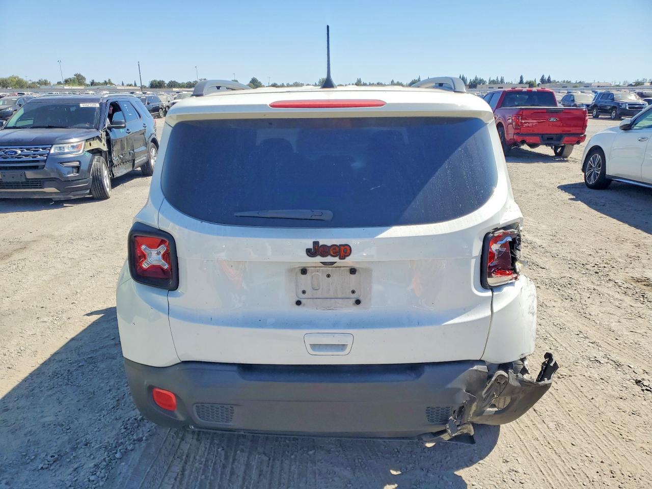 ZACCJABBXJPJ20072 · 2018 JEEP RENEGADE · 6/13