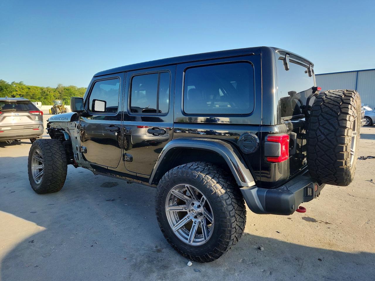 1C4HJXFGXLW300367 · 2020 JEEP WRANGLER UNLIMITED · 2/13
