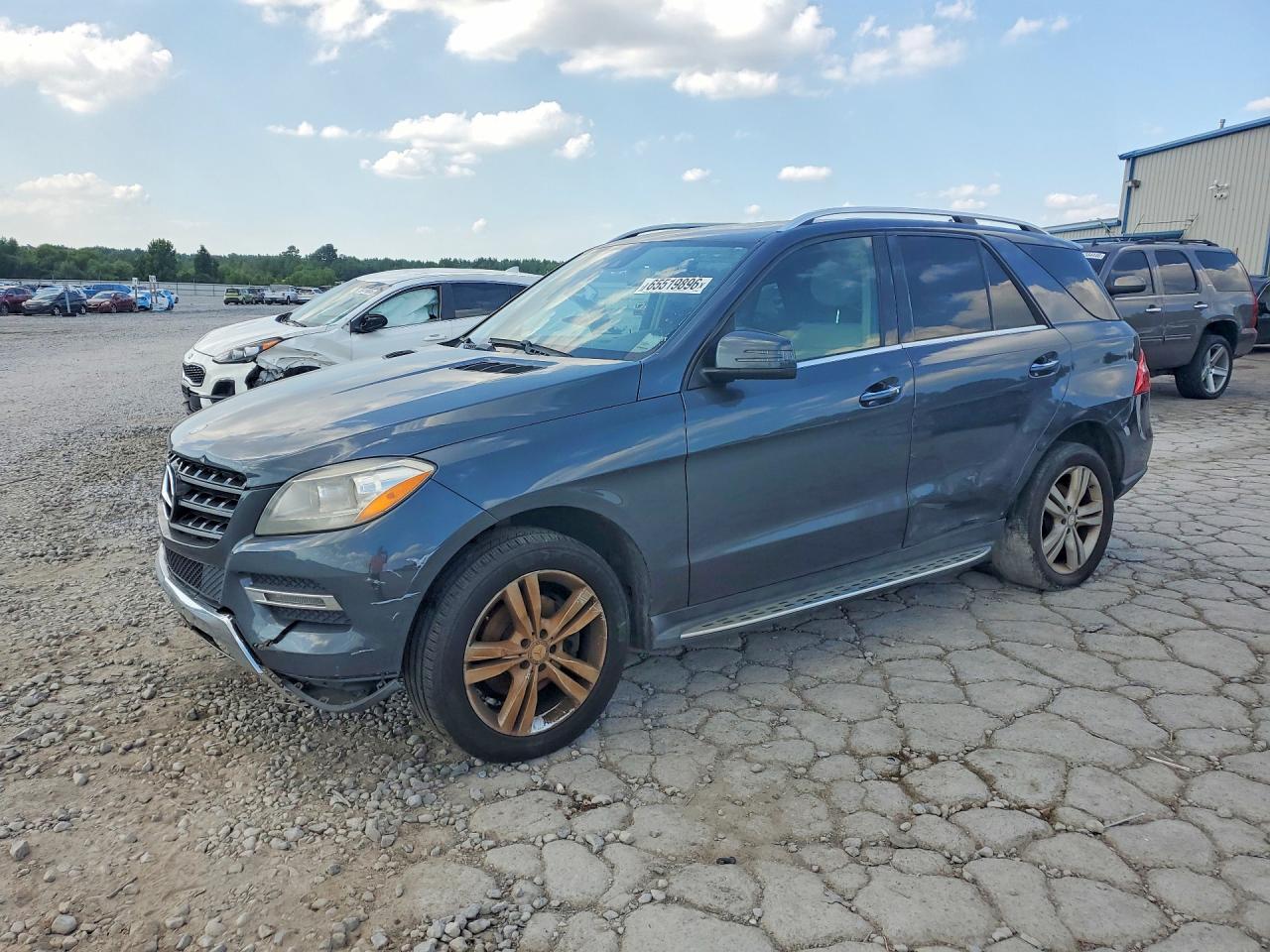 4JGDA5JB2FA478690 · 2015 MERCEDES-BENZ ML