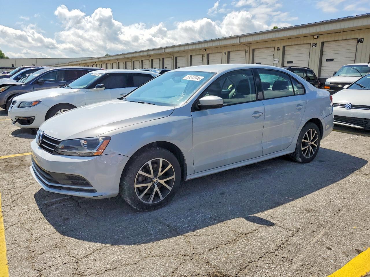 3VW2B7AJ9JM258564 · 2018 VOLKSWAGEN JETTA