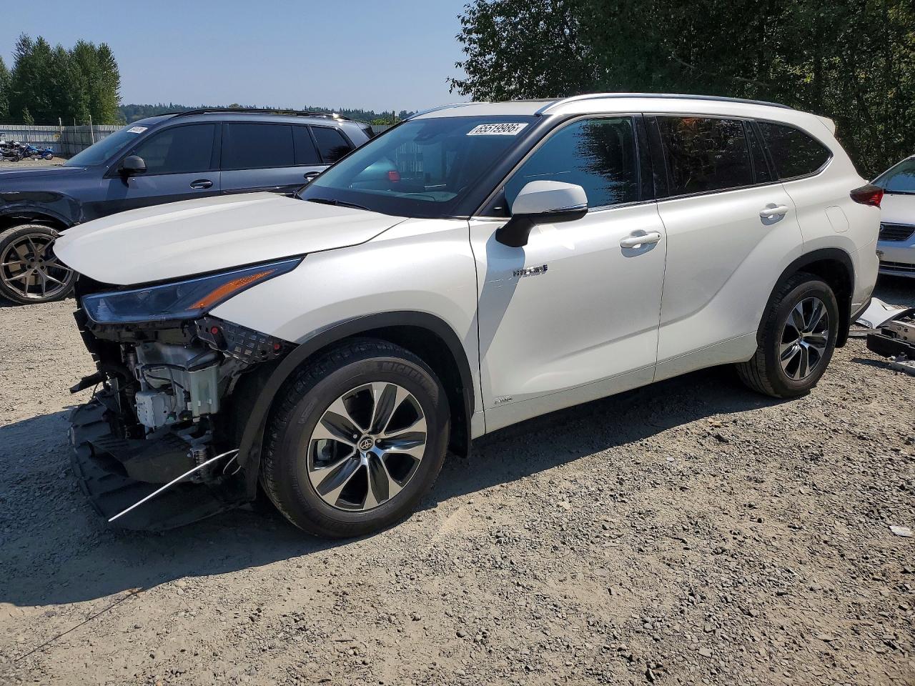5TDGBRCH6MS047180 · 2021 TOYOTA HIGHLANDER