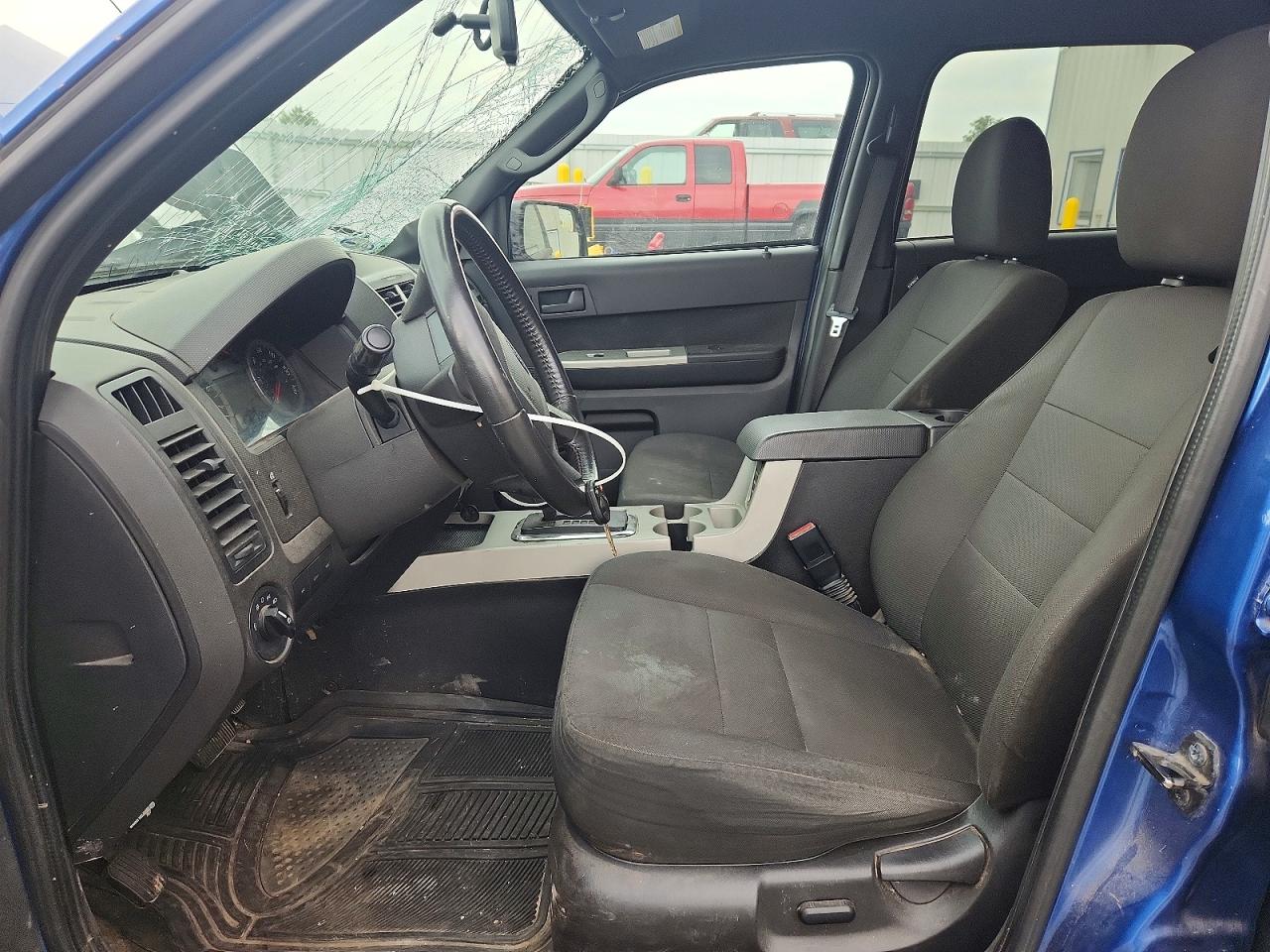 1FMCU9DG8AKB60593 · 2010 FORD ESCAPE · 7/13