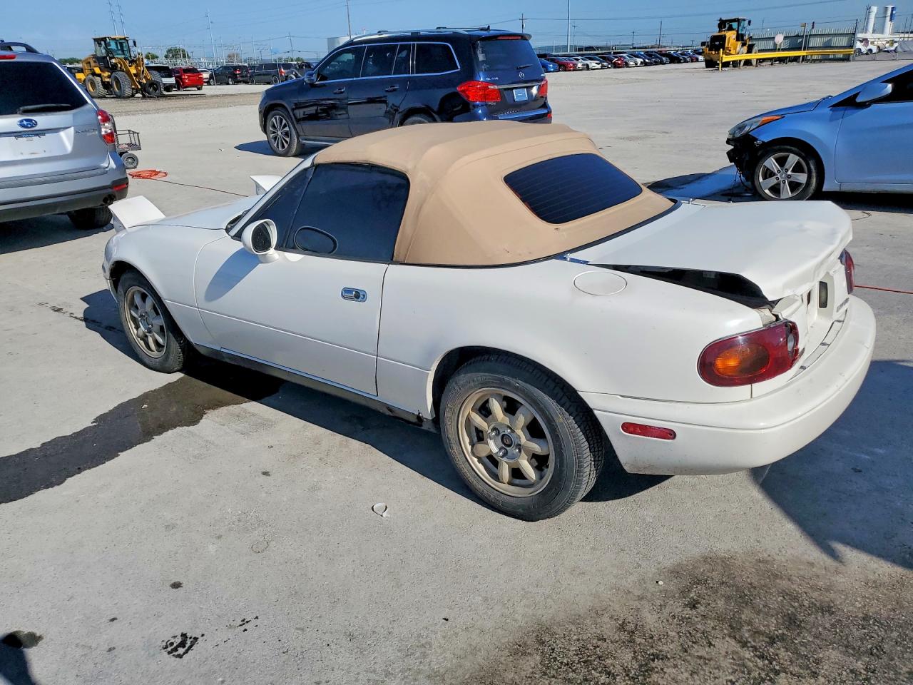 JM1NA3531T0707345 · 1996 MAZDA MX-5 MIATA · 2/12
