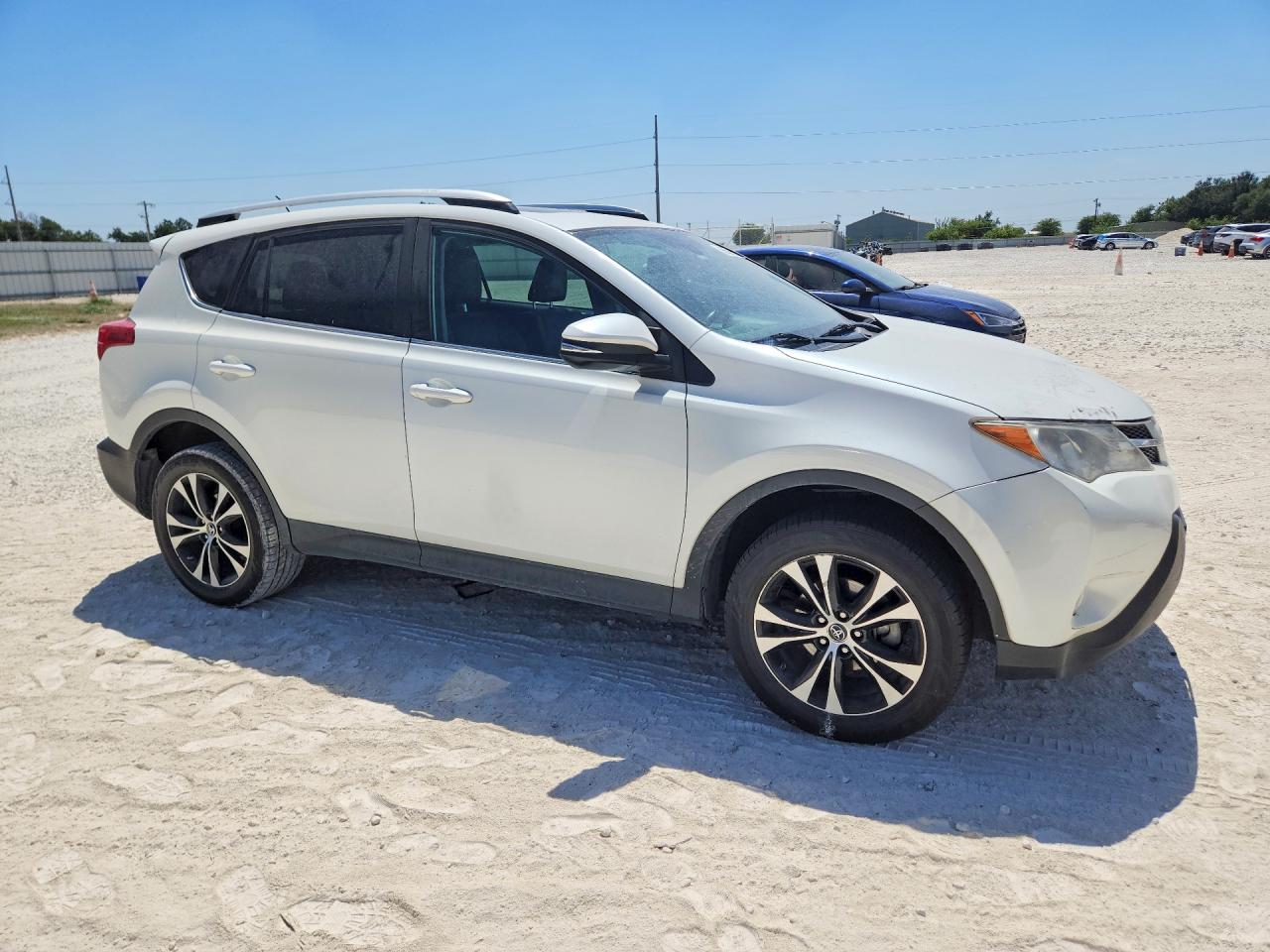 2T3DFREV2FW398633 · 2015 TOYOTA RAV4 · 4/12