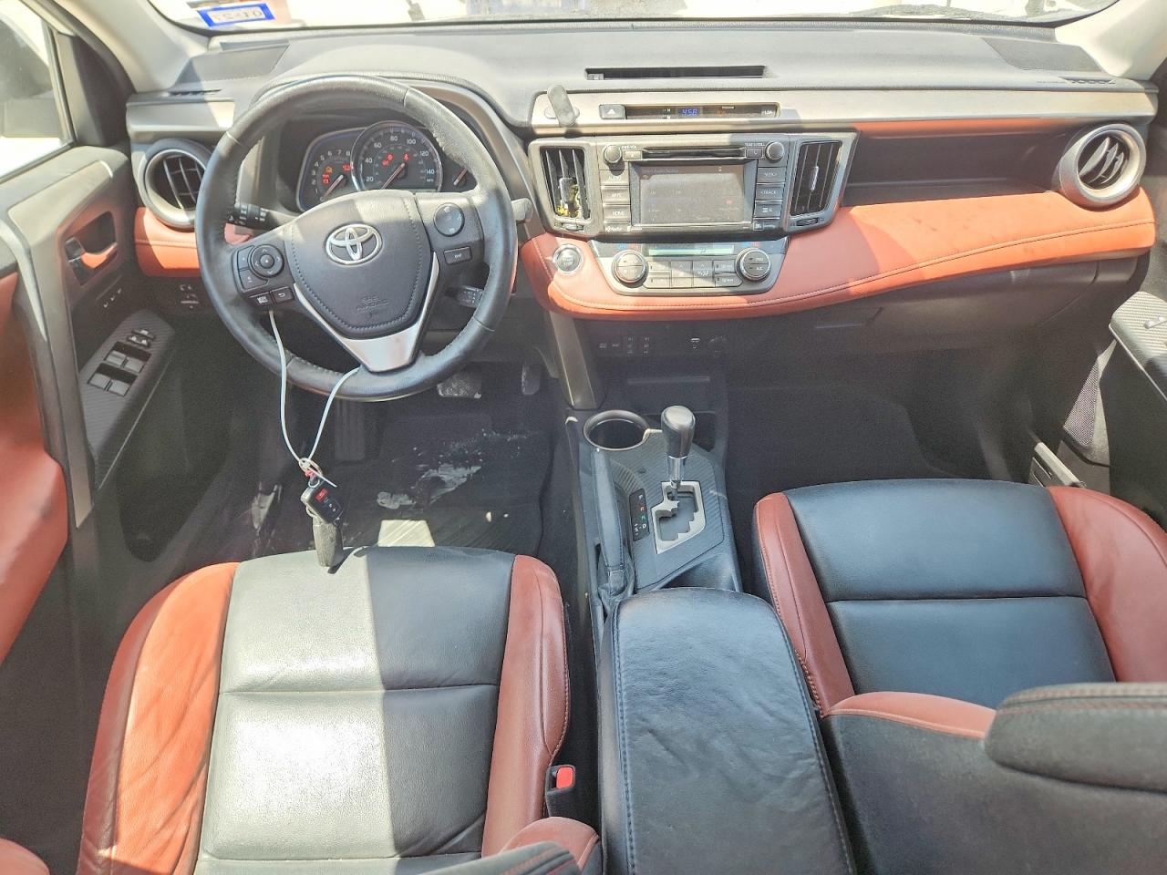 2T3DFREV2FW398633 · 2015 TOYOTA RAV4 · 8/12