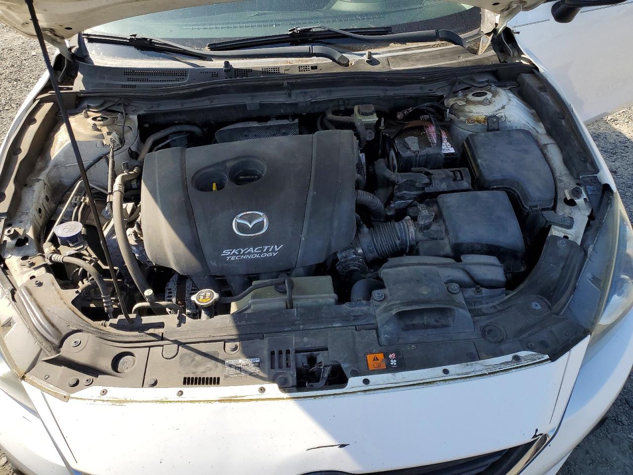3MZBM1V7XFM139001 · 2015 MAZDA 3 · 11/12