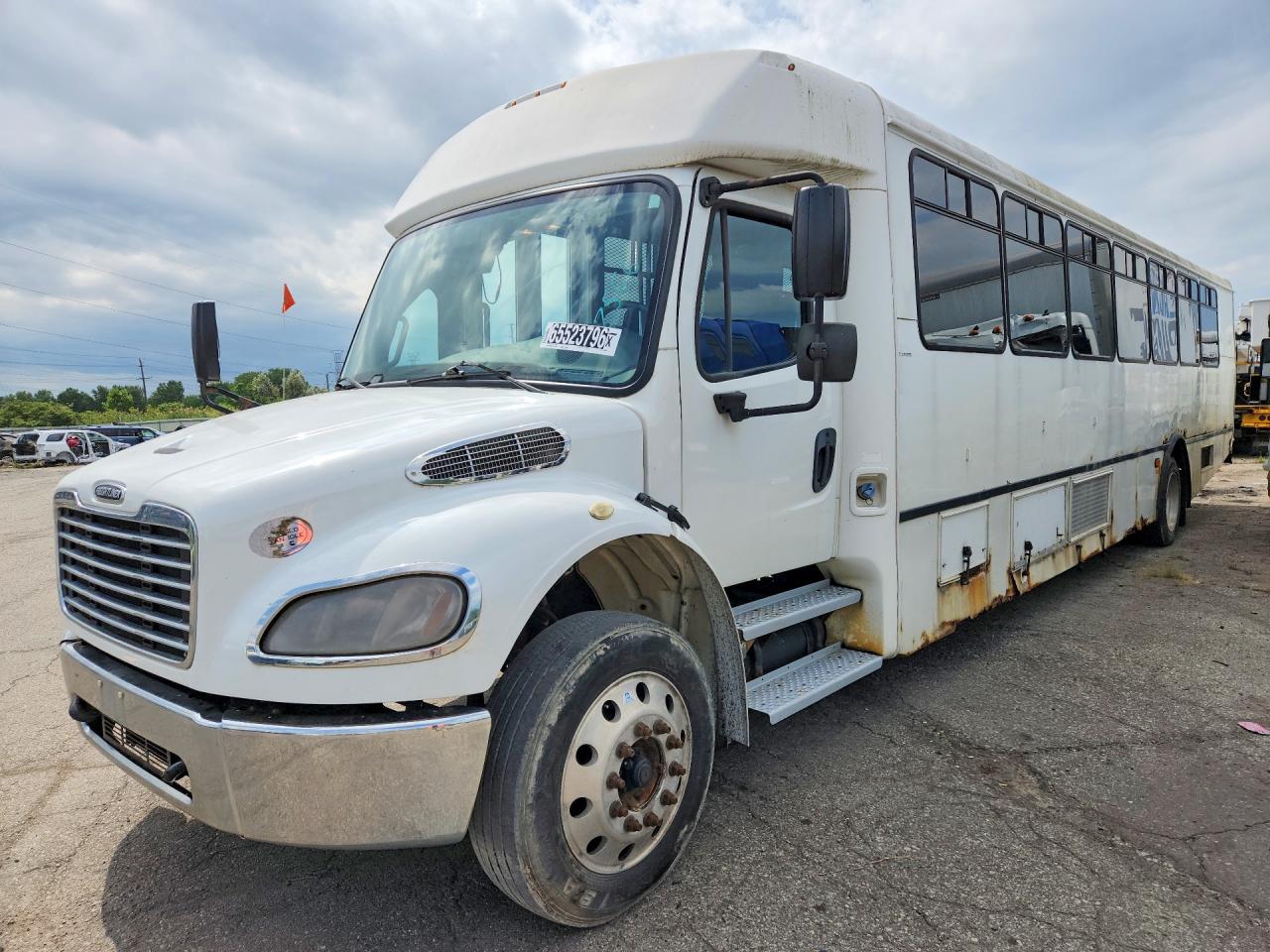 1FVACXDT8EHFJ3408 · 2014 FREIGHTLINER M2