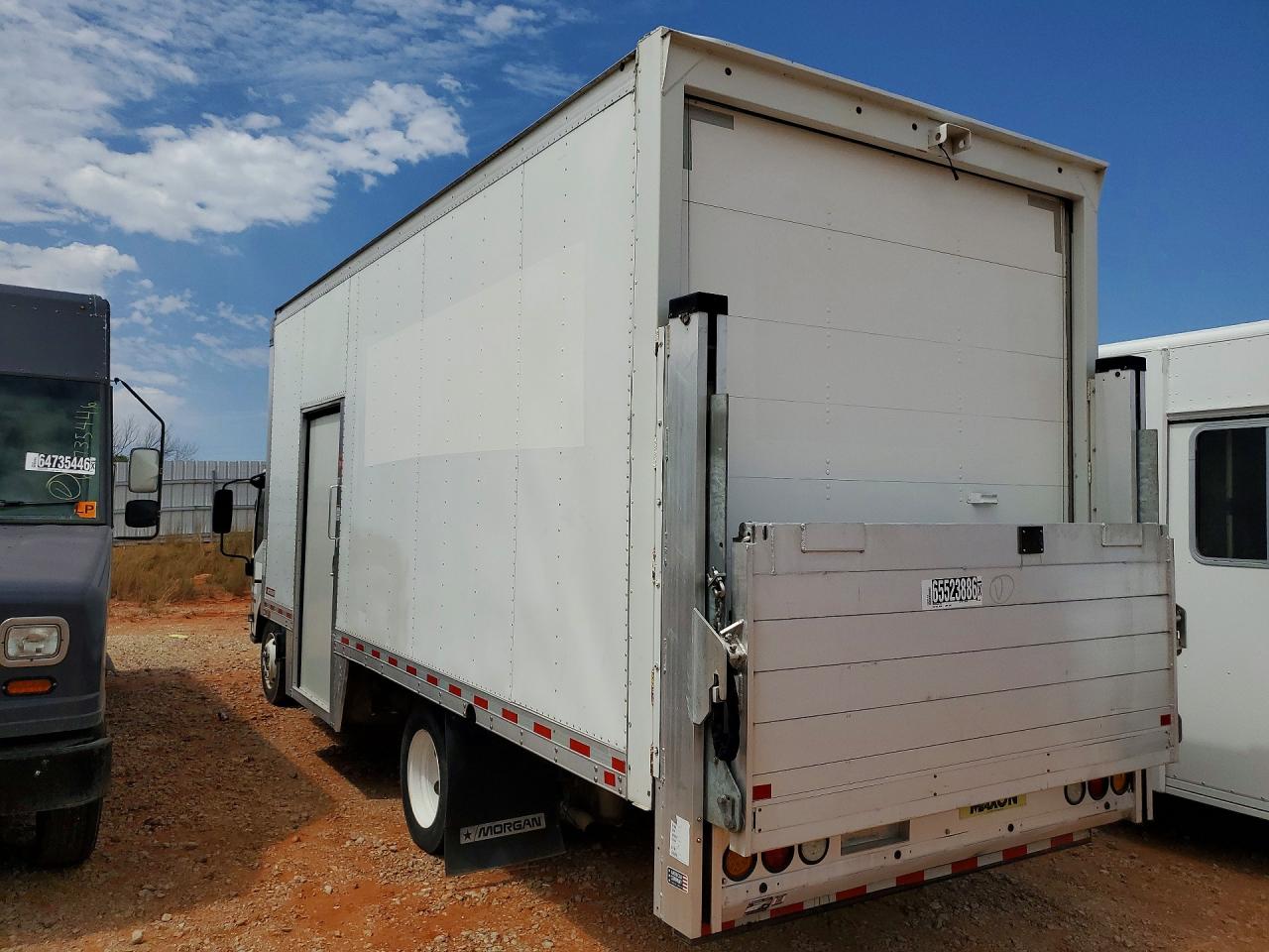 54DC4W1D3NS202621 · 2022 ISUZU NPR HD · 2/13