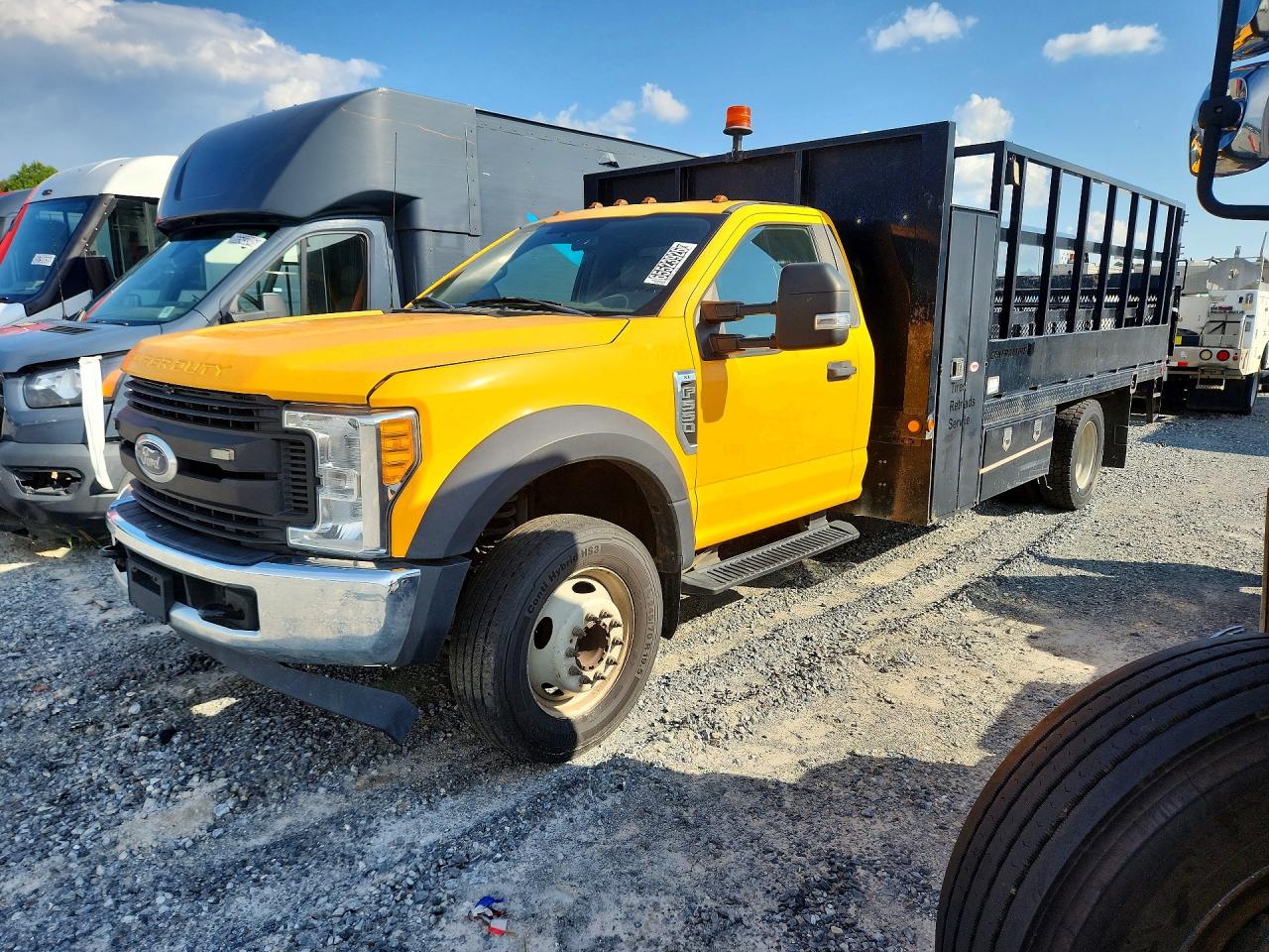 2017 FORD F550