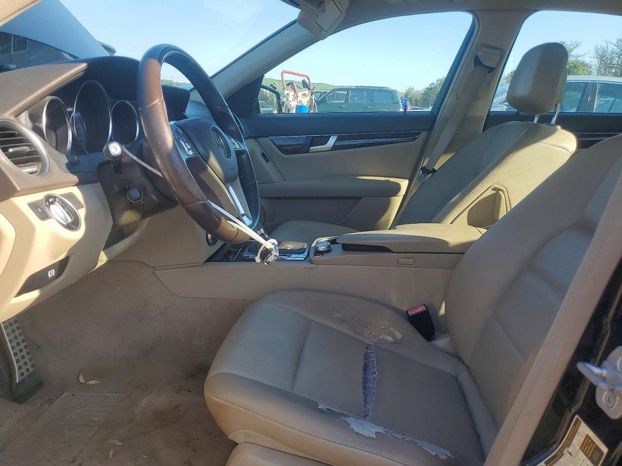 WDDGF8AB3DR286705 · 2013 MERCEDES-BENZ C · 7/12