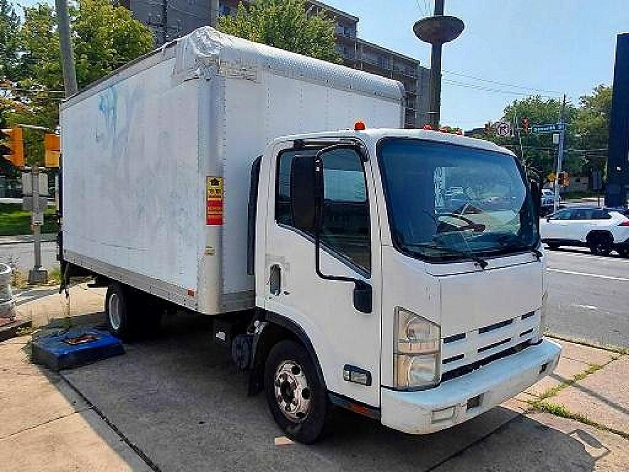54DB4W1B1DS801378 · 2013 ISUZU NPR