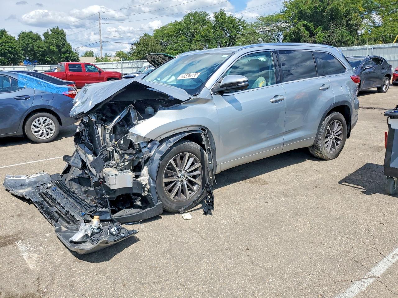 5TDJZRFH2HS389227 · 2017 TOYOTA HIGHLANDER