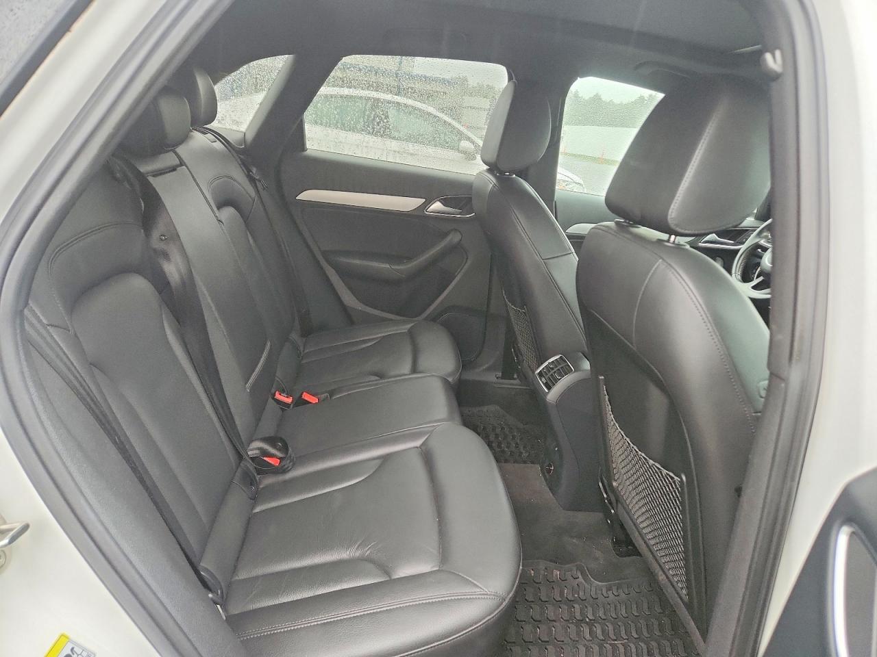 WA1ECCFS3JR005420 · 2018 AUDI Q3 · 10/12