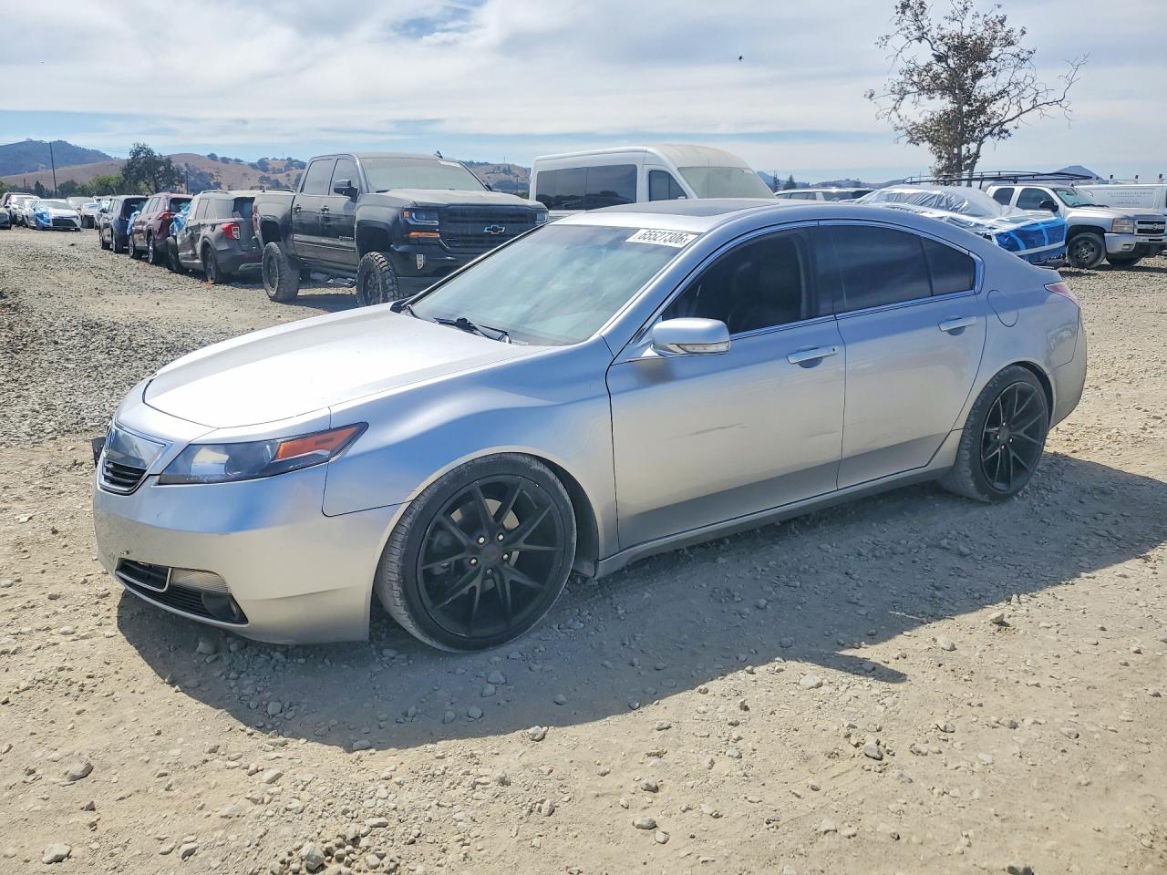 19UUA8F21DA013315 · 2013 ACURA TL