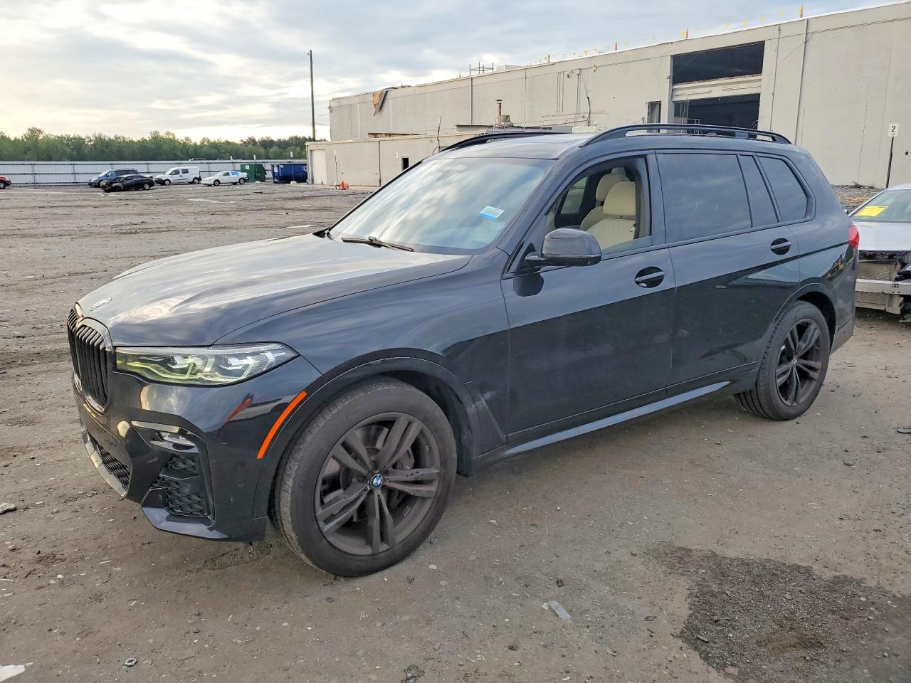 5UXCW2C08N9K23312 · 2022 BMW X7