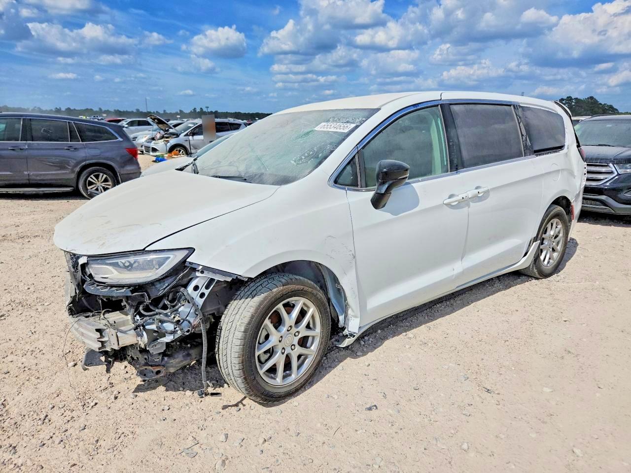 2C4RC1BG1RR125218 · 2024 CHRYSLER PACIFICA