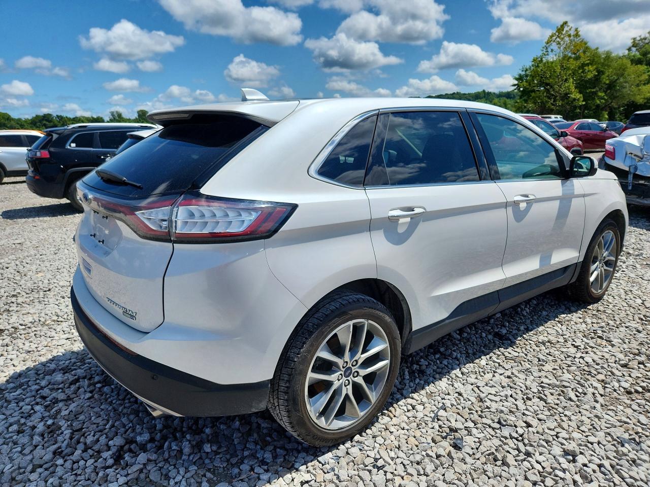 2FMPK4K98GBB11122 · 2016 FORD EDGE · 3/13
