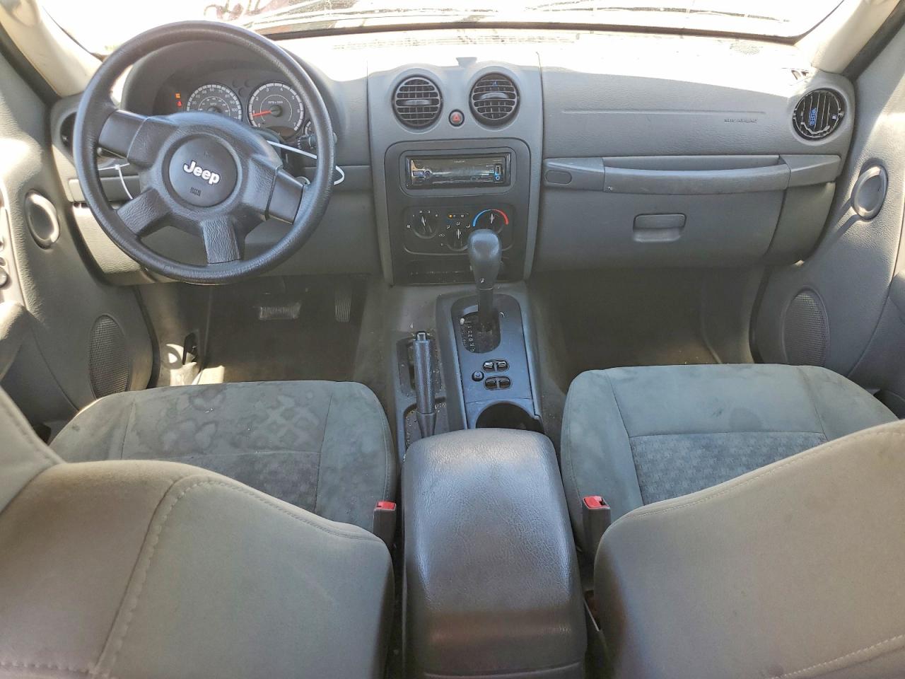 1J4GK48K87W621686 · 2007 JEEP LIBERTY · 8/13
