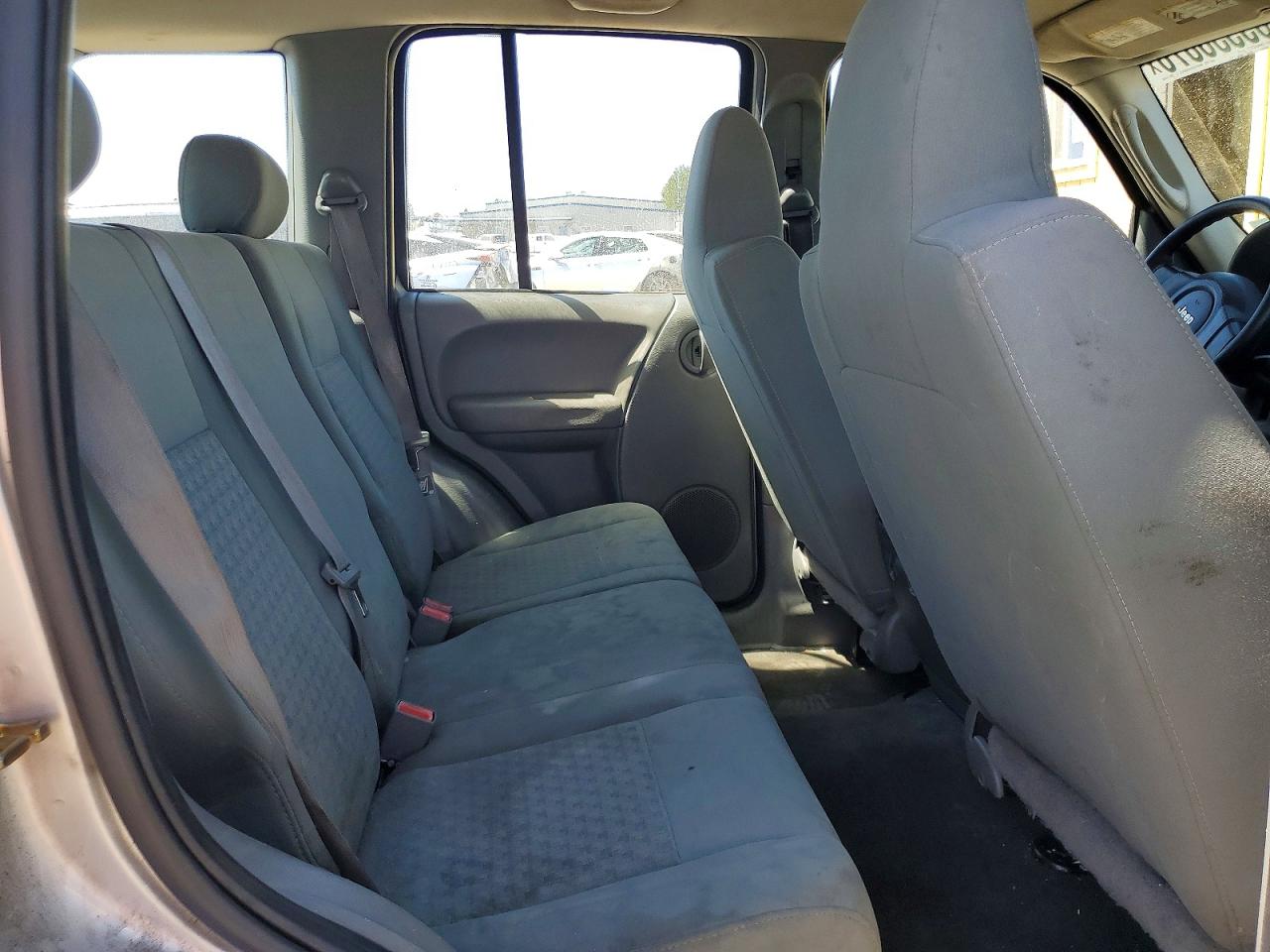1J4GK48K87W621686 · 2007 JEEP LIBERTY · 11/13