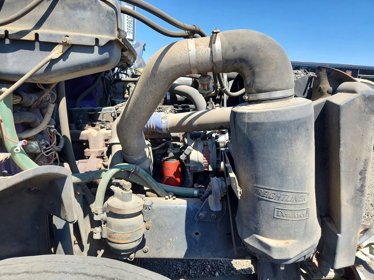 1FV3EFFD6WH894368 · 1998 FREIGHTLINER MEDIUM CONVENTIONAL · 10/13